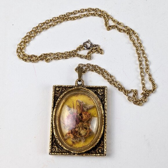 Vintage Victorian Dome Pendant Necklace w/ Dried Flowers - Picture 2 of 9